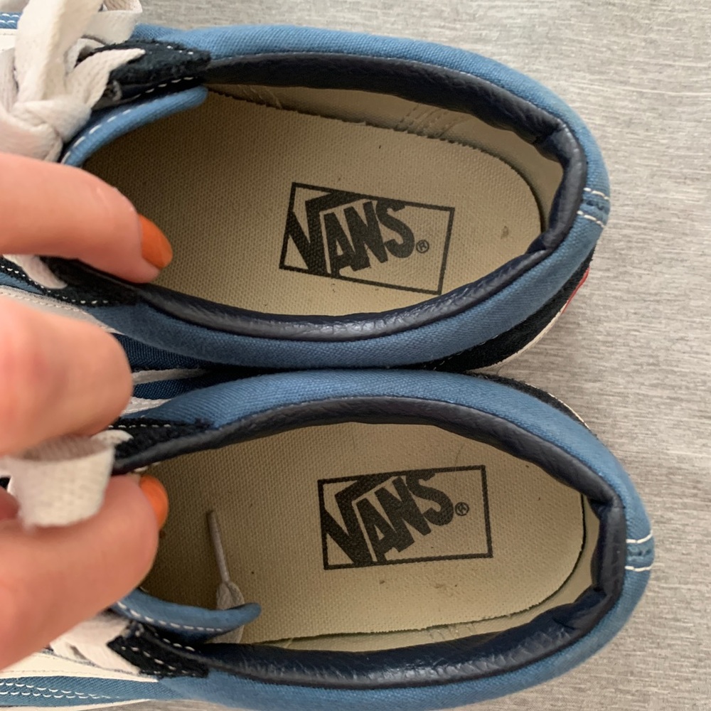 Vans Old Skool Skate Shoe - Picture 8 of 10